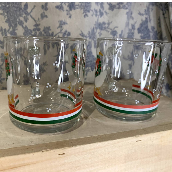 Vintage Libbey Set of 2 Goose Wreath Christmas Mugs - Picture 3 of 8